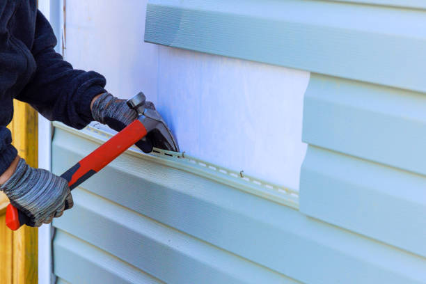Reliable Emergency Siding Repair contractor in East Rochester, NY by Squared Siding